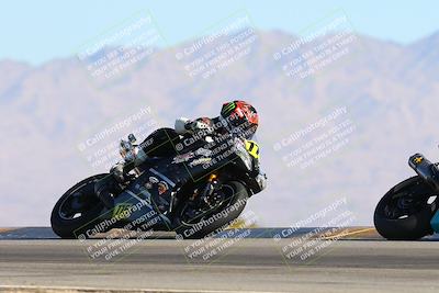 media/Jan-12-2025-CVMA (Sun) [[be1d2b16e3]]/Race 3-Amateur Supersport Middleweight/